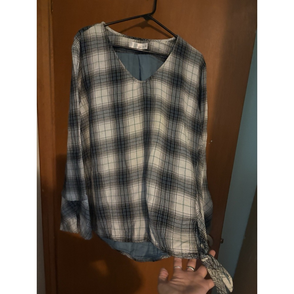 Time and Tru Women XXXL Plaid V-Neck Blouse Blue White Side Tie Bell Sleeve 386